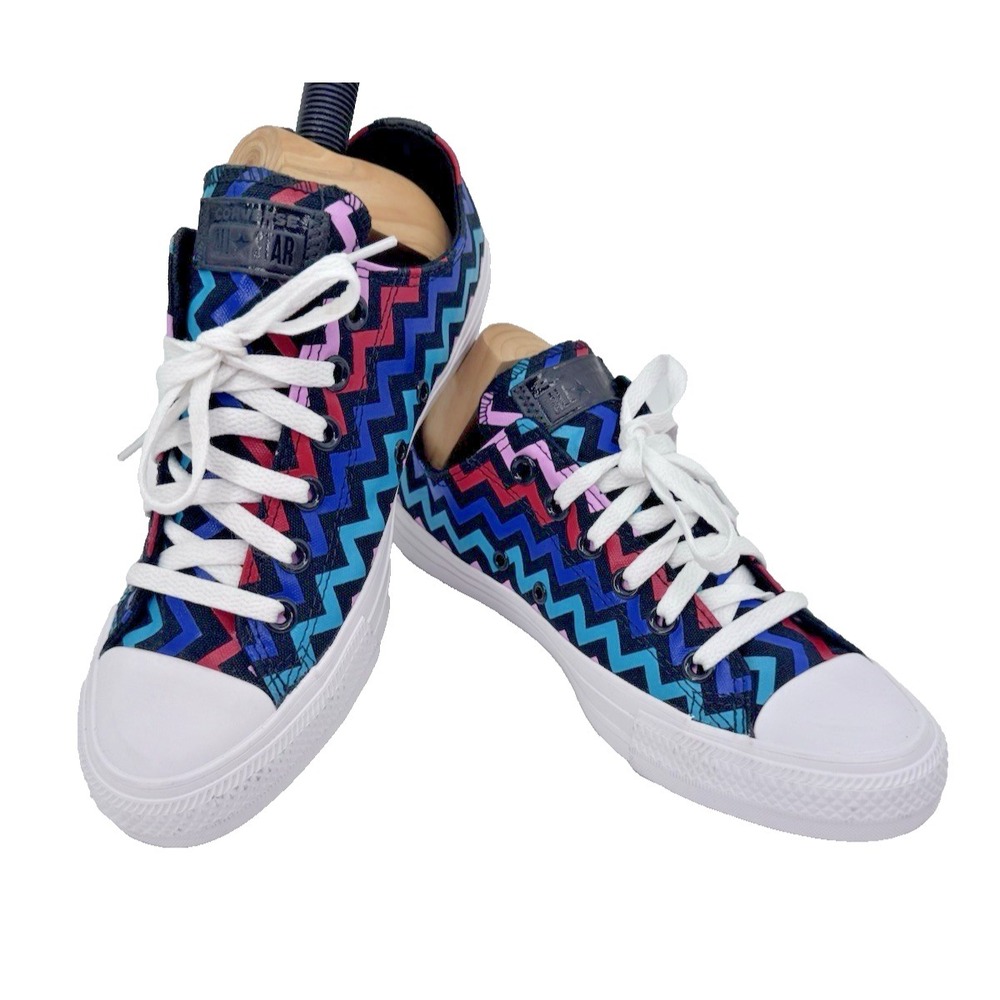 Converse Chuck Taylor All Star Zigzag Low Top Women Sneakers Sz 8 NEW